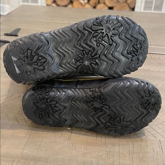 BOGS Pirate Skull Rainboots Sz 13 - Picture 8 of 10